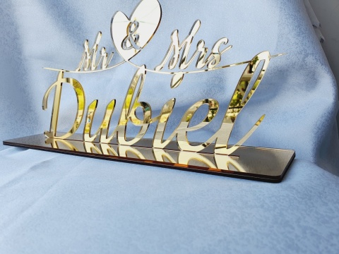 Lustrzany Napis na Stół Państwa Młodych – Złoty lub Srebrny, Stylowy Akcent