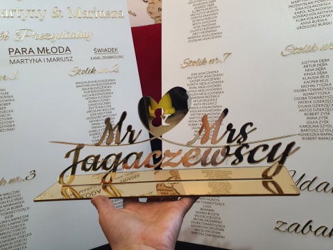 Lustrzany Napis na Stół Państwa Młodych – Złoty lub Srebrny, Stylowy Akcent